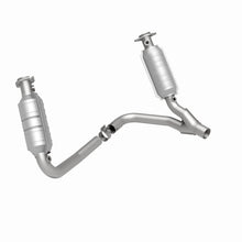 Load image into Gallery viewer, MagnaFlow 06 Mitsubishi Raider Direct Fit Catalytic Converter (California)