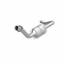 Load image into Gallery viewer, MagnaFlow Direct Fit Catalytic Converter 07-09 Chrysler/Dodge Aspen/Durango 5.7L Driver Side