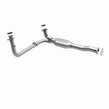 Load image into Gallery viewer, MagnaFlow Direct Fit Catalytic Converter GM 1500/2500/3500 Truck 96-