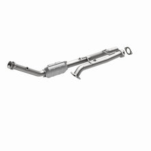 Load image into Gallery viewer, MagnaFlow Direct Fit Catalytic Converter 97-00 Explorer 4.0 Passenger Side
