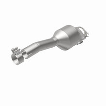Load image into Gallery viewer, MagnaFlow Direct Fit Catalytic Converter 2010-2013 TRANSIT CONNECT 2.0 L Underbody