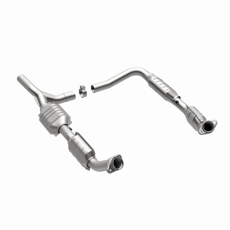 MagnaFlow Direct Fit Catalytic Converter 07-08 Ford E-150 4.6L