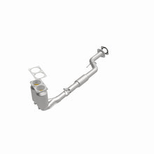 Load image into Gallery viewer, MagnaFlow Direct Fit Catalytic Converter 00-02 Nissan Sentra 1.8L