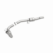 Load image into Gallery viewer, MagnaFlow Direct Fit Catalytic Converter 00-06 Chevy/GMC Driver Side 6.0L