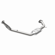 Load image into Gallery viewer, MagnaFlow Direct Fit Catalytic Converter ISUZU RODEO 2.2L OEM