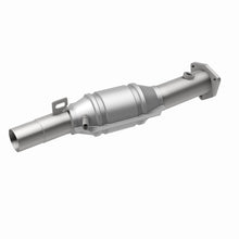 Load image into Gallery viewer, MagnaFlow Direct Fit Catalytic Converter 95 Volkswagen Golf 2.8L