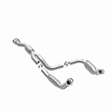Load image into Gallery viewer, MagnaFlow Direct Fit Catalytic Converter 2011-2012 EXPRESS 2500 6.0L 6.0L Underbody