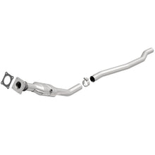 Load image into Gallery viewer, MagnaFlow Direct Fit Catalytic Converter 01 Dodge Caravan/Grand Car