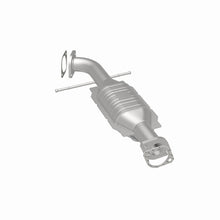 Load image into Gallery viewer, MagnaFlow Direct Fit Catalytic Converter 02-05 Sedona 3.5L rr OEM