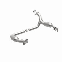 Load image into Gallery viewer, MagnaFlow DF Conv Ford/Mercury 06-10 Explorer/Mountaineer/ 07-10 Explorer SportTrac 4.0L Y-Pipe Assy
