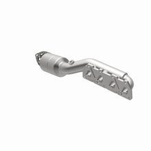 Load image into Gallery viewer, MagnaFlow Direct Fit Catalytic Converter 02-04 VW Passat 4.0L