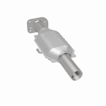 Load image into Gallery viewer, MagnaFlow Direct Fit Catalytic Converter 04 Mitsubishi Galant 2.4L