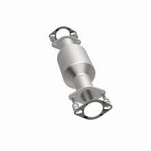 Load image into Gallery viewer, MagnaFlow Direct Fit Catalytic Converter 03-06 Kia Sorento 3.5L Rear (49 State)