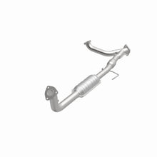 Load image into Gallery viewer, MagnaFlow Direct Fit Catalytic Converter 96-97 3.2L Passport D/S A/T