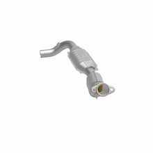 Load image into Gallery viewer, MagnaFlow Direct Fit Catalytic Converter 01-03 Ford E150 4.2L D/S