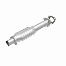 Load image into Gallery viewer, MagnaFlow Direct Fit Catalytic Converter 95-98 GM S10 Pickup 4.3L