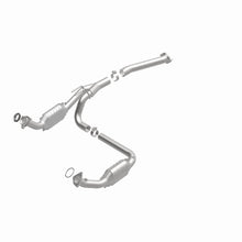 Load image into Gallery viewer, MagnaFlow Direct Fit Catalytic Converter Chevy Express 4.3L/5.4L