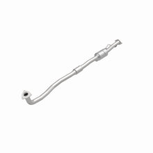Load image into Gallery viewer, MagnaFlow Direct Fit Catalytic Converter 1989-1990 CAMRY 2.0L Underbody