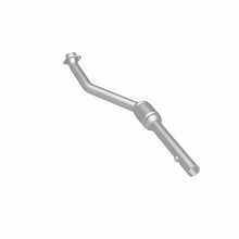Load image into Gallery viewer, MagnaFlow Direct Fit Catalytic Converter 99-00 BMW 540i 4.4L DS Rear