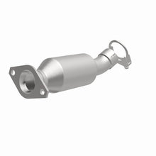 Load image into Gallery viewer, MagnaFlow Direct Fit Catalytic Converter 12-16 Toyota Prius C 1.5L