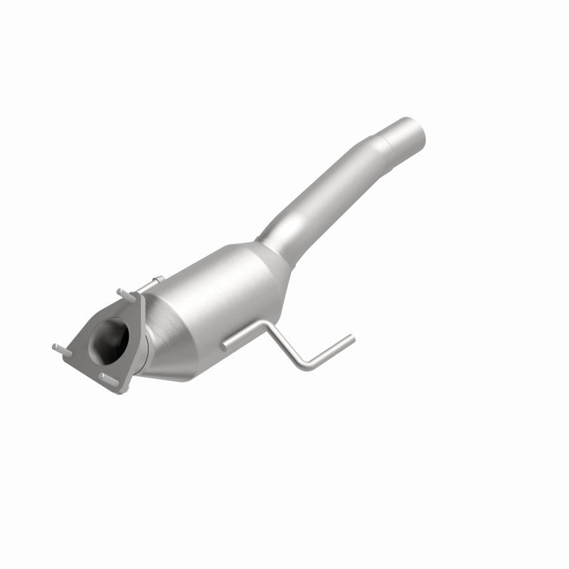 MagnaFlow Direct Fit Catalytic Converter 04-07 VW Touareg 4.2L Passenger Side