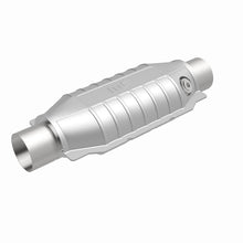 Load image into Gallery viewer, MagnaFlow Universal Catalytic Converter 2.25 inch with single O2 OEM