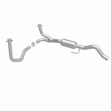 Load image into Gallery viewer, MagnaFlow Direct Fit Catalytic Converter 00-03 Durango 4WD OEM