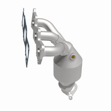Load image into Gallery viewer, MagnaFlow Direct Fit Catalytic Converter 06-07 Hyundai Sonata 3.3L