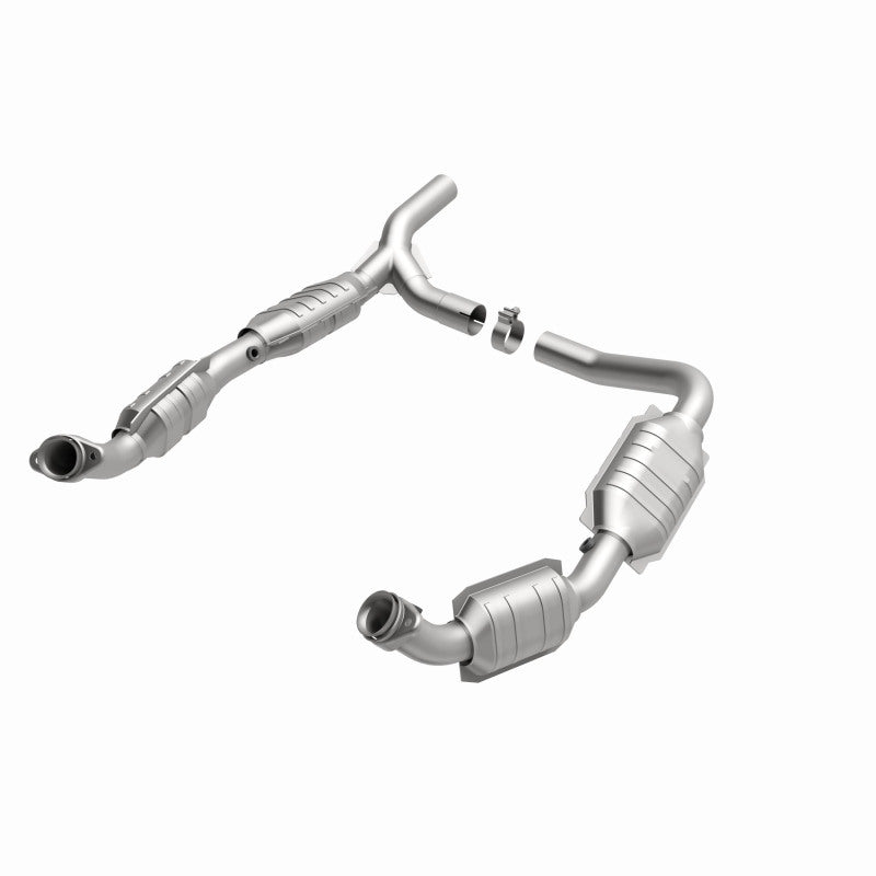 MagnaFlow Direct Fit Catalytic Converter 07-08 Ford E-150 4.6L