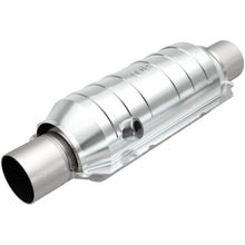 Load image into Gallery viewer, MagnaFlow Universal Catalytic Converter 2.50 OEM Angled O2