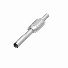 Load image into Gallery viewer, MagnaFlow Direct Fit Catalytic Converter 01-04 Jeep G/C 4.0L OEM