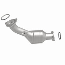 Load image into Gallery viewer, MagnaFlow Direct Fit Catalytic Converter Front 00-04 Toyota Tacoma 3.4L 4WD / 00-04 Tundra 3.4L