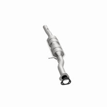 Load image into Gallery viewer, MagnaFlow Direct Fit Catalytic Converter Ford Excursion 00-02 5.4L
