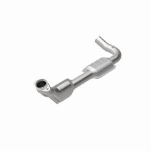 Load image into Gallery viewer, MagnaFlow Direct Fit Catalytic Converter 00-04 Ford E150 4.6L Driver Side