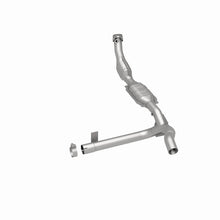 Load image into Gallery viewer, MagnaFlow Direct Fit Catalytic Converter 01 Ford F150 5.4L