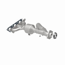Load image into Gallery viewer, MagnaFlow Direct Fit Catalytic Converter 04-10 Mitsu Endeavor 3.8L