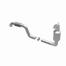 Load image into Gallery viewer, MagnaFlow Direct Fit Catalytic Converter 2014-2017 CLA250 L4 2 OEM Underbody