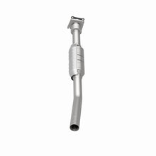 Load image into Gallery viewer, MagnaFlow Direct Fit Catalytic Converter 01-06 Chrysler PT Cruiser