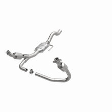 Load image into Gallery viewer, MagnaFlow Direct Fit Catalytic Converter 01 Dodge Dakota 3.9L 4WD