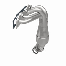 Load image into Gallery viewer, MagnaFlow Direct Fit Catalytic Converter 06-08 Toyota RAV4 2.4L