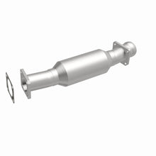 Load image into Gallery viewer, MagnaFlow Direct Fit Catalytic Converter California Grade 79-80 International Scout II 5.0L