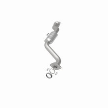 Load image into Gallery viewer, MagnaFlow Direct Fit Catalytic Converter 06-08 Suzuki Grand Vitara 2.7L