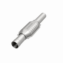 Load image into Gallery viewer, MagnaFlow Direct Fit Catalytic Converter Gm