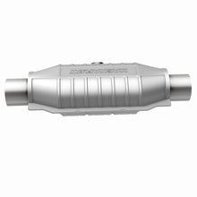 Load image into Gallery viewer, MagnaFlow Universal Catalytic Converter 99-01 Mustang 3.8L Rear
