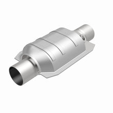 Load image into Gallery viewer, MagnaFlow Universal Catalytic Converter 2.25 W/Single O2 Boss