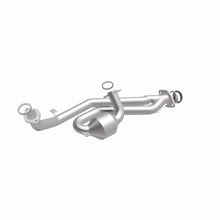 Load image into Gallery viewer, MagnaFlow Direct Fit Catalytic Converter 01-03 Toyota Sienna 3.0L