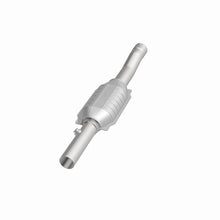 Load image into Gallery viewer, MagnaFlow Direct Fit Catalytic Converter 99-01 Grand Cherokee 4.0L