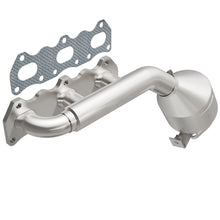 Load image into Gallery viewer, MagnaFlow Direct Fit Catalytic Converter 00 Suzuki Grand Vitara 2.5L