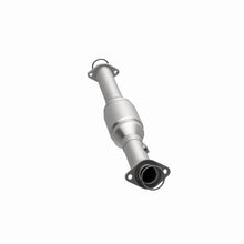 Load image into Gallery viewer, MagnaFlow Direct Fit Catalytic Converter 05-09 Toyota Tacoma 4.0L P/S Rear