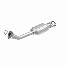 Load image into Gallery viewer, MagnaFlow DF Catalytic Conv 01-03 Infiniti QX4 3.5L P/S Rear / 01-04 Nissan Pathfinder 3.5L P/S Rear